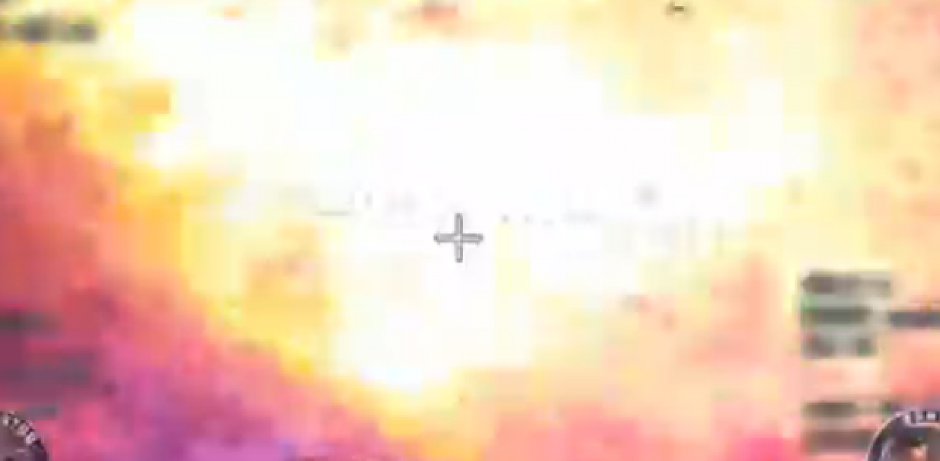 KIŠA DRONOVA ZASULA UKRAJINSKU NJIVU Potpuno uništen švedski oklopnjak, nastao haos (VIDEO)