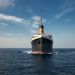 ZAPALIO SE BROD! Četiri osobe spasene