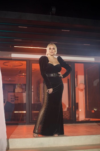 OVO NIKO NIJE OČEKIVAO Ivana Selakov priznala kroz šta prolazi zbog ćerke i koncerta (FOTO/VIDEO)