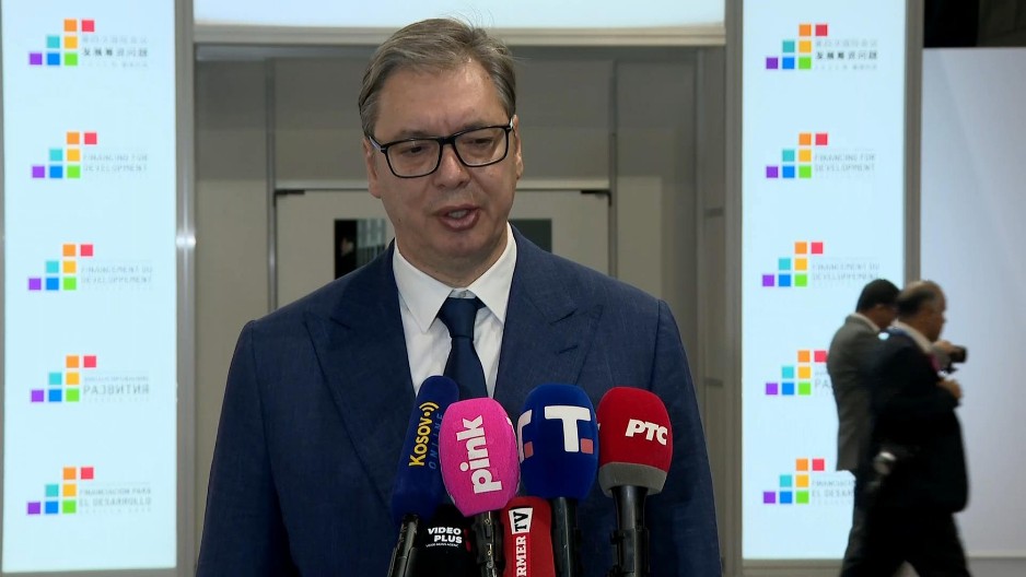 "DA SE DESE IZBORI, ONI BI IZGUBILI, I ODMAH BI REKLI DA SU IZBORI POKRADENI" Vučić se obratio iz Sevilje (VIDEO)