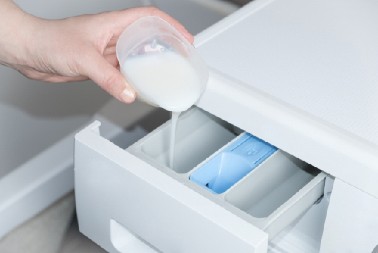 PRAVO IZ APOTEKE Ubacila je 2 kašike ovog u veš mašinu, rezultati su je oduševili