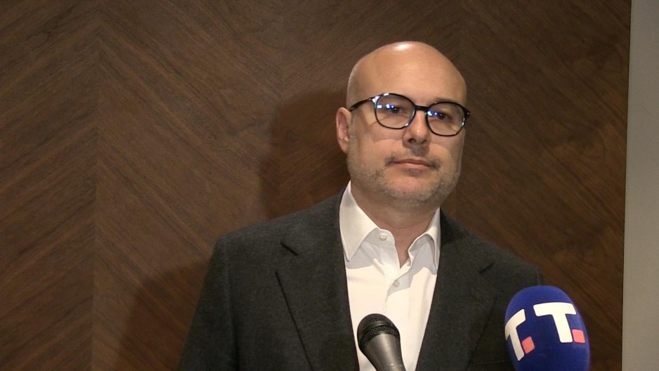 "SAMO KUKAVICE KOJE SE PLAŠE ISTINE NAPADAJU NOVINARE" Vučević osudio napad na novinarku Informera