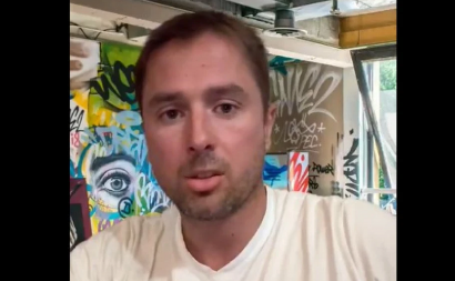 KO JE MILIJARDER KOJI FINANSIRA BLOKADERE? Novac skuplja u Americi, evo kako je pričao pre pada nadstrešnice