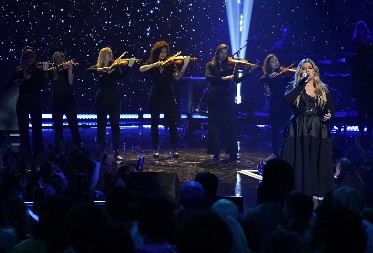 ,,OČAJNA SAM" Pevačica iz čista mira otkazala nastup, pa onda napravila dramu ovom porukom