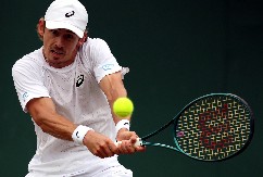 AUSTRALIJANAC ČEKA POBEDNIKA SRPSKOG DERBIJA Aleks De Minor u osmini finala Vimbldona