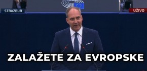 POGLEDAJTE KAKAV USTAŠA DRŽI LEKCIJU SRPSKIM BLOKADERIMA Oni mu se smeškaju i pozdravljaju ga: Tompsonov koncert otkrio sve!