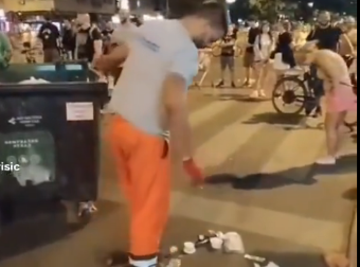 ŽANROVI RAZLIČITI, A CILJ ISTI! Blokaderima propali planovi, pa prešli na kontejner revoluciju