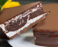 ZEBRA TORTA SA NAPOLITANKAMA Ne treba da palite rernu, a kremasta i očaravajuća