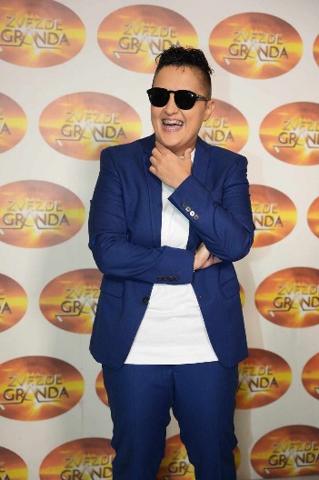 JEDNO OD NJIH ĆE ZAMENITI MARIJU ŠERIFOVIĆ U ZVEZDAMA GRANDA? U opticaju su četiri imena, a najveće šanse ima on?