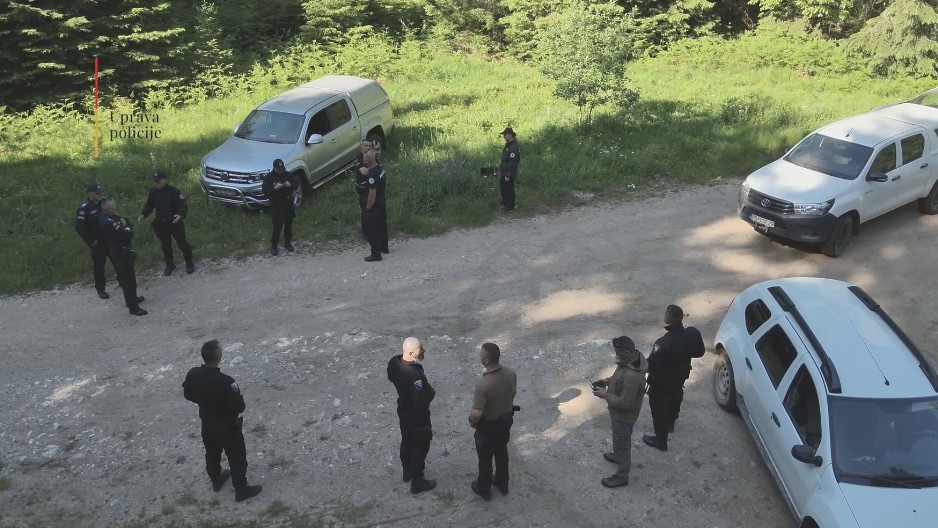 KRIJUMČARILI MIGRANATA PO CENI OD 200 DO 1.000 EVRA PO OSOBI Pala organizovana kriminalna grupa iz Srbije