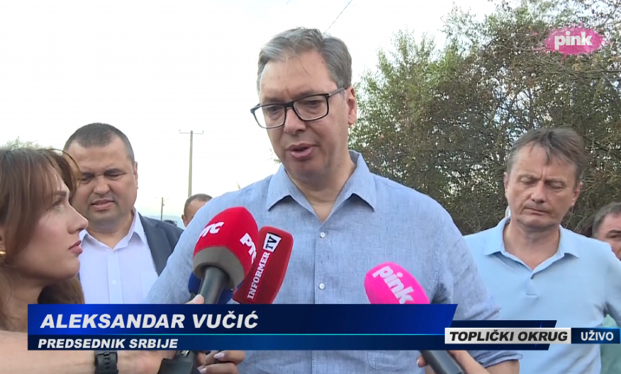 VUČIĆ OBIŠAO SELA KOJE SU "PROGUTALI" JEZIVI POŽARI: "Nemoj da plačeš, država će sve da nadoknadi"