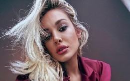 "MOJE MAČKICE I JA!" Luna Đogani objavila kadrove sa ćerkama u istim kostimima (FOTO)