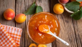 BRZI DŽEM OD KAJSIJA RAJ ZA NEPCA Savršen za palačinke i krofne, a treba vam samo dva sastojka