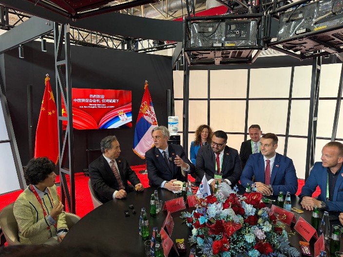 ZAJEDNIČKI NASTUP 12 SRPSKIH KOMPANIJA NA KINESKOM SAJMU Velika šansa da uđemo u globalne lance snabdevanja u Kini!