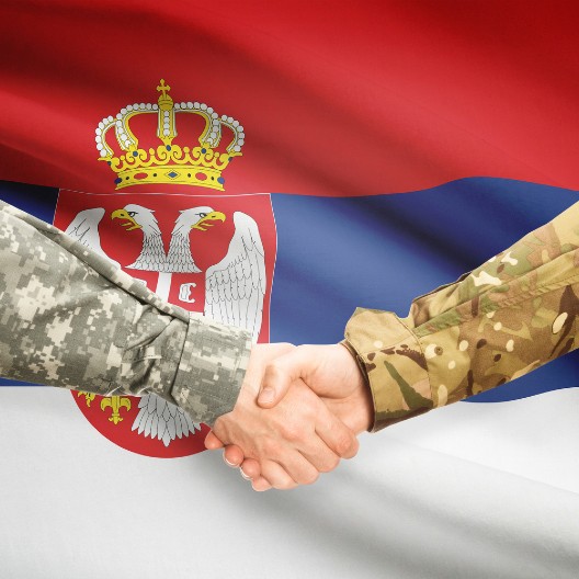 DA LI SE STVARA "EVROPSKI NATO"? Distanca između SAD-a i Evrope je sve veća! Šta to znači za Srbiju?