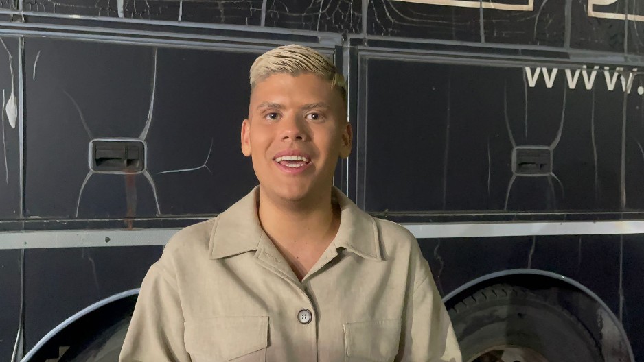 "PIO SAM URIN, SIPALI SU MI U FLAŠU" Uroš otkrio tajne iz rijalitija, pa priznao: "Naći ću dečka u inostranstvu"