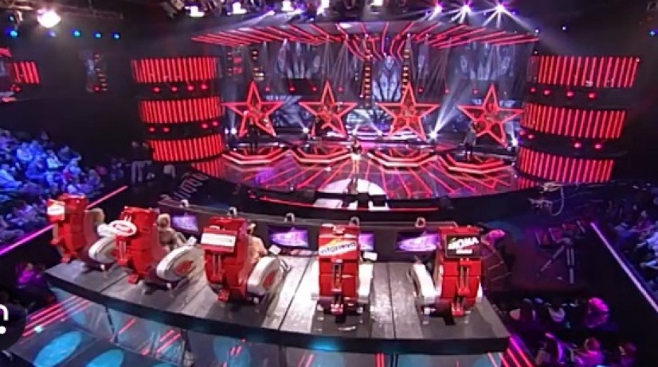 NAPUŠTA GRAND I DOLAZI NA PINK! Ova pevačica menja stranu, a stiže i još jedno moćno ime!