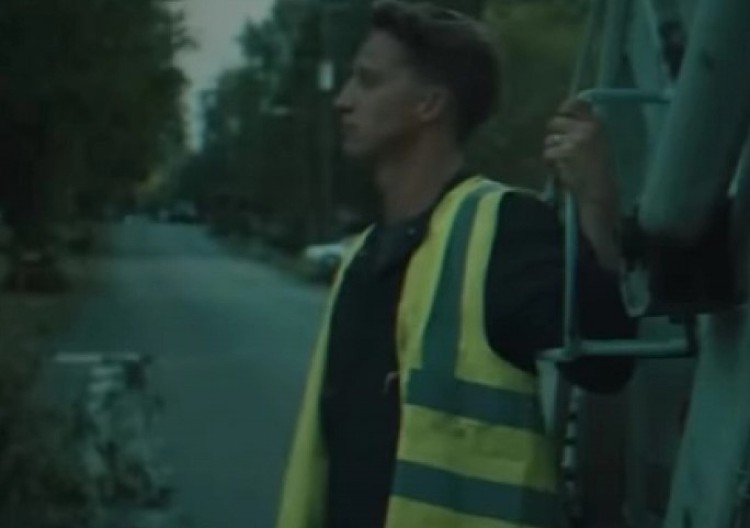 UMESTO DA UŽIVA U BOGATSTVU, POSTAO BESKUĆNIK Dobio 11 miliona evra na lotu, ćerkama nije dao ni paru, a danas radi u rudniku