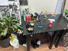 ORGIJALI NA STOLU NA KOM JE KRALJ ALEKSANDAR LEŽAO MRTAV! Posle 5 meseci divljaštva zgubidana SKC izgleda kao smetlište!