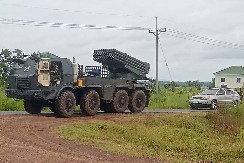 "CILJAJU CIVILNA PODRUČJA!" Bukti sukob između Tajlanda i Kambodže, pogođena bolnica (FOTO)