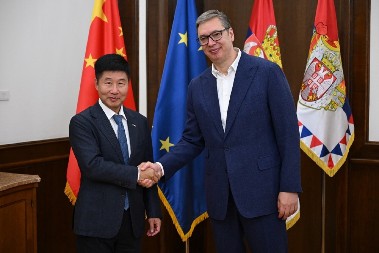 „OVO JE JEDAN OD NAJVEĆIH STRANIH INVESTITORA U SRBIJI“ Vučić sa delegacijom HBIS Group