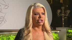 DARA BUBAMARA LUPILA ŠAMAR KOLEGINICI Sve se desilo u uživo programu, opšti haos u studiju! (VIDEO)