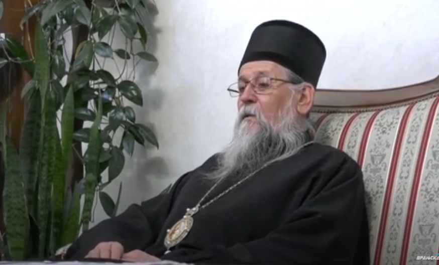 MITROPOLIT PAHOMIJE DOŽIVEO SAOBRAĆAJKU KOD PREŠEVA!