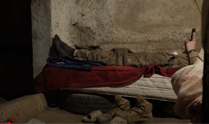 SNIMAK OD KOG ZASTAJE DAH! Ukrajinci odbijaju da umru: Zastrašujuće scene iz mesta u kom se lomi sudbina Donbasa!