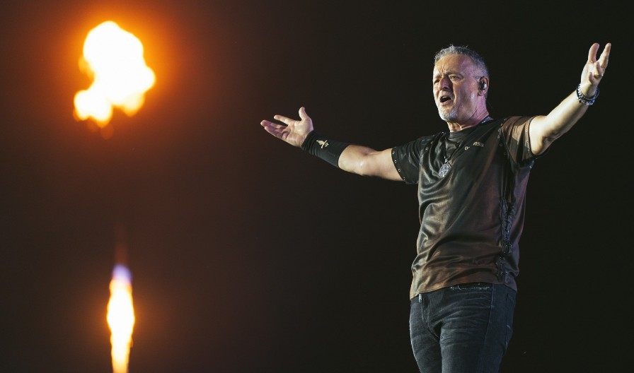 ŽESTOKI SKANDAL U ZAGREBU Pustili Tompsona, klicali mu svi, pa i državni vrh