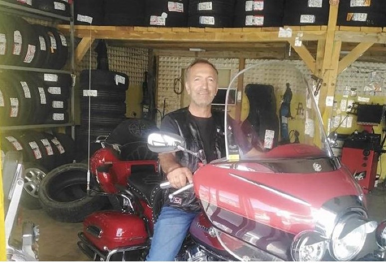 VRANJE SE OPRAŠTA OD OMILJENOG VULKANIZERA  Nastradao je u saobraćajnoj nesreći kod Vladičinog Hana