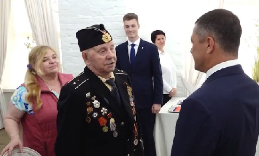 VETERAN SE PRESELIO U RUSIJU Odbio da potpiše "upitnik o lojalnosti" u Letoniji