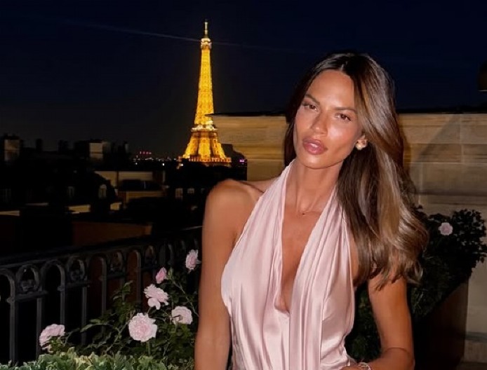 OSTAVLJA BEZ DAHA! Danijela Dimitrovska se skinula u plićaku, snimak ostavio pratioce bez daha (FOTO)