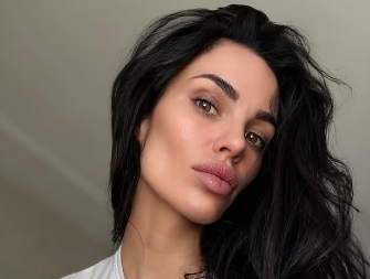 REBRA JOJ SE VIDE, A IZGLEDA KAO MILION DOLARA! Bojana Rodić u bikiniju raspametila pratioce (FOTO)