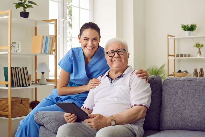 U ŠVAJCARSKOJ POSTOJI "BANKA VREMENA" Dirljiva inicijativa pomaže i mladima i starijima - evo kako