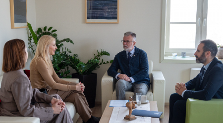 MINISTAR RISTIĆ SA ČELNICIMA KOMPANIJE ''VISA'' O MOGUĆNOSTIMA ZA UNAPREĐENJE SARADNJE