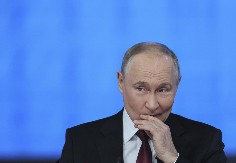 PUTIN OTKRIO DA LI BI DAO AZIL ZELENSKOM:  Njegov odgovor je iznenadio!