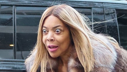 NEKAD ŽIVA VATRA, SADA TOTALNO POGUBLJENA Teško bolesna voditeljka nakon dužeg vremena izašla u javnost, ovo nije mogla da propusti