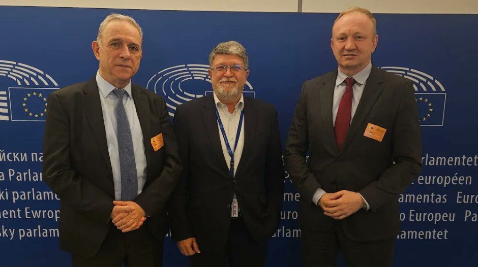 ZAUSTAVITI NAPREDAK SRBIJE PO SVAKU CENU! Zdravko Ponoš i Tonino Picula lako našli zajednički jezik