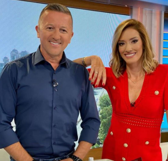 JOVANA JOKSIMOVIĆ SE JAVNO OBRATILA SRĐANU PREDOJEVIĆU Dve decenije su bili kumovi i kolege, a onda mu je poslala ciničnu poruku!