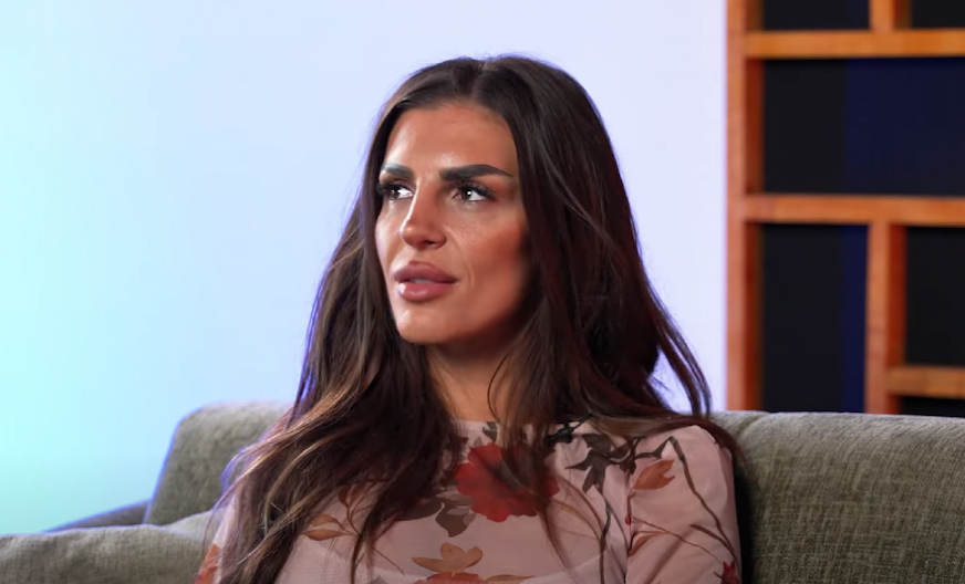 ENA ČOLIĆ POTPISALA UGOVOR ZA ELITU 9? Uhvaćena ispred zgrade Pinka