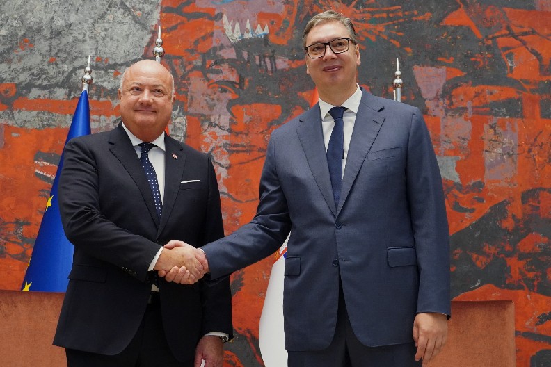 VUČIĆ SE OGLASIO NAKON SASTANKA Sa Štokerom o situaciji u regionu, ali i daljem jačanju odnosa Srbije i Austrije