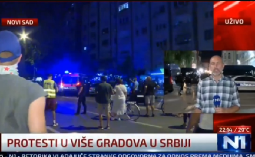 BLOKADERI NISU DOZVOLILI KOLIMA HITNE POMOĆI DA PROĐU! Bruka i sramota, gledajte ovo! (VIDEO)