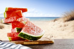 EVO KAKO DA PREPOZNATE KOJA LUBENICA JE NAJSLAĐA 3 metode koje provereno rade