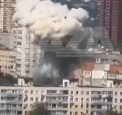 NOVI UDARI IZ KIJEVA, DRONOVI NAPRAVILI HAOS U ROSTOVU NA DONU Uvedena vanredna situacija! (VIDEO)