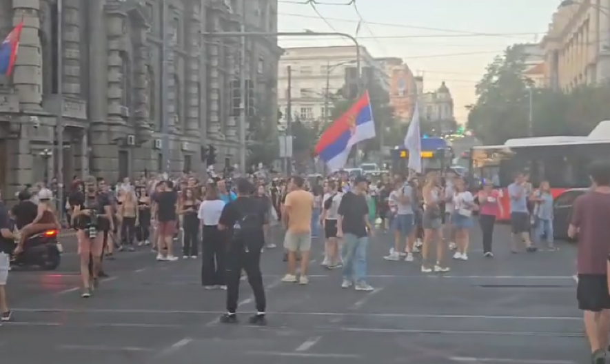 BLOKADERI PRED GENERALŠTABOM! Konačni dokaz da im je cilj uništenje Vojske Srbije i rušenje države