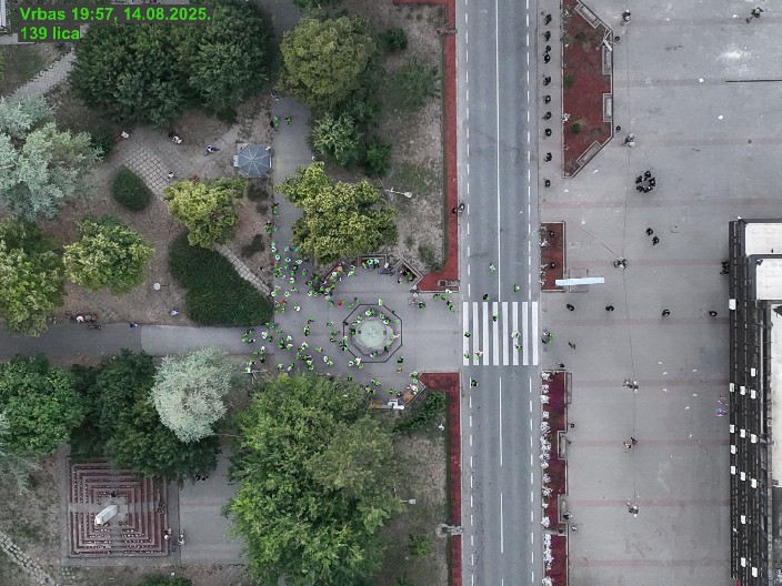 DOŠLA IH ŠAKA JADA Blokaderi u Vrbasu najavili najveći skup, a naprednjaka koji čuvaju svoje čak PET PUTA više (FOTO)