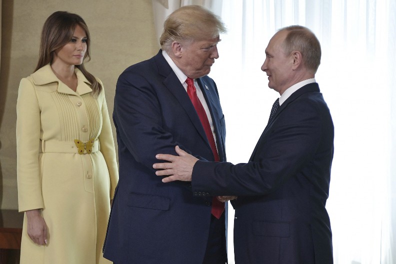 MELANIJA PREKO MUŽA POSLALA PISMO PUTINU! Prva dama SAD ima šta da kaže ruskom predsedniku!