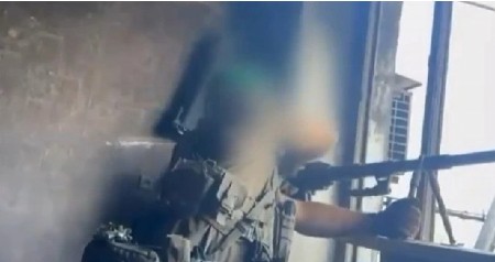 "DUH" JEDNIM HICEM UBIO DVOJICU RUSA Postavio novi SVETSKI rekord na 4.000 metara, Ukrajinci objavili snimak krvavog POGOTKA SNAJPEROM