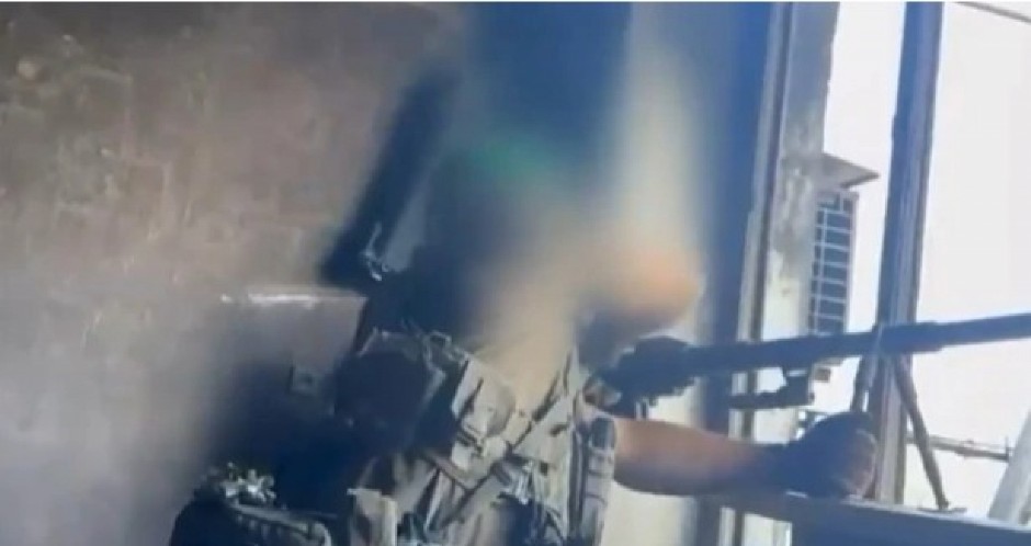 "DUH" JEDNIM HICEM UBIO DVOJICU RUSA Postavio novi SVETSKI rekord na 4.000 metara, Ukrajinci objavili snimak krvavog POGOTKA SNAJPEROM