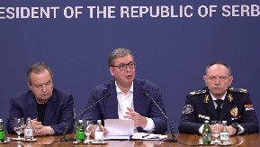 "ZAMISLITE VETERANA KOJI JE 1985. GODIŠTE" Vučić razobličio blokaredsku sagu: Sve je krenulo sa romantičnom pričom o "NAŠOJ DECI"